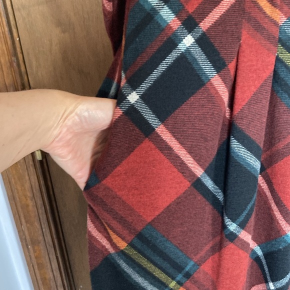 Connected dress plaid print dress w pockets has some stretch 20W - Picture 10 of 17